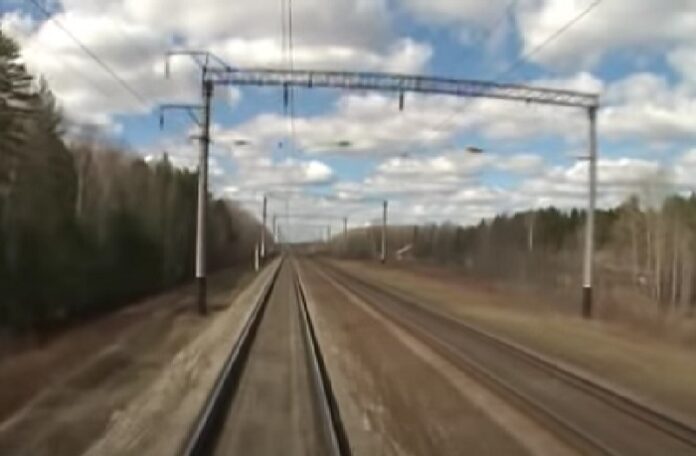 Ferrovia ad alta velocità Mosca-San Pietroburgo: approvato il progetto 